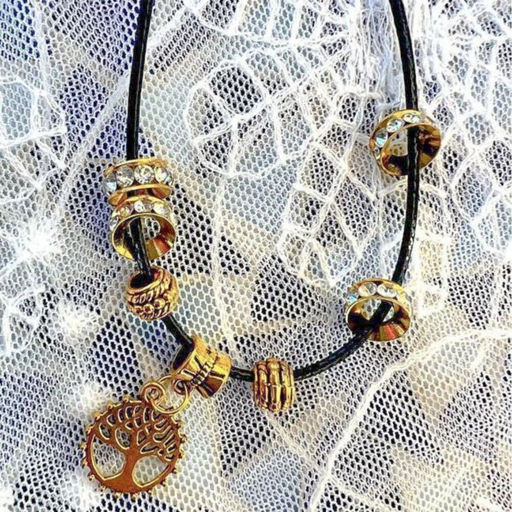 Tree Of Life Crystal Charm Necklace NWOT - Picture 3 of 7